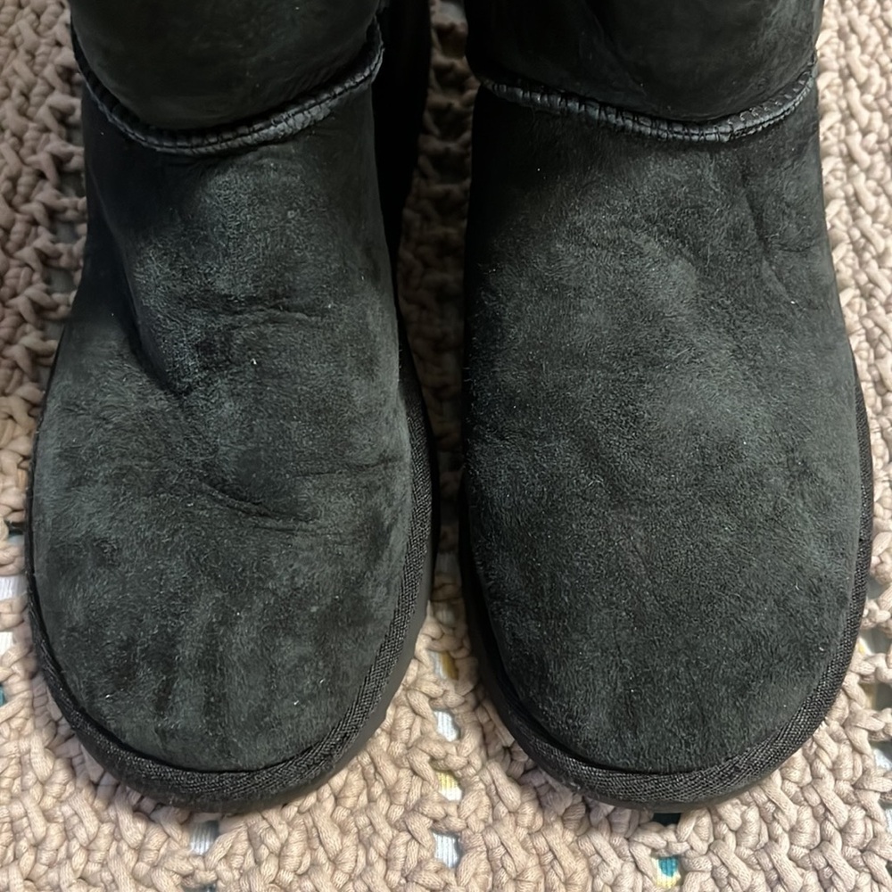 UGG BOOTS - Picture 10 of 10